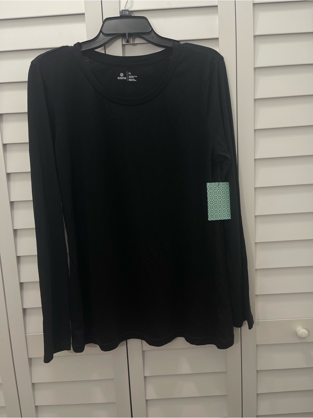 Susina Women’s  Long-Sleeve  Black Shirt Classic Crewneck size XL